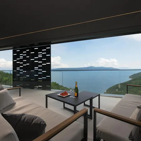 Deluxe | Terra Paradiso | 4 Bedrooms | Splendid Panoramic Views & Private Pool & Sauna | Abbázia