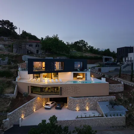 Deluxe | Terra Paradiso | 4 Bedrooms | Splendid Panoramic Views & Private Pool & Sauna | *
