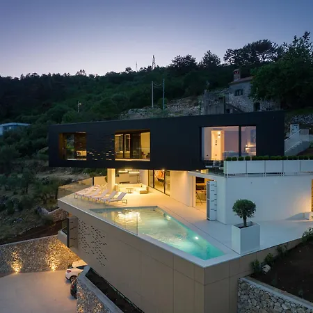 Deluxe | Terra Paradiso | 4 Bedrooms | Splendid Panoramic Views & Private Pool & Sauna |